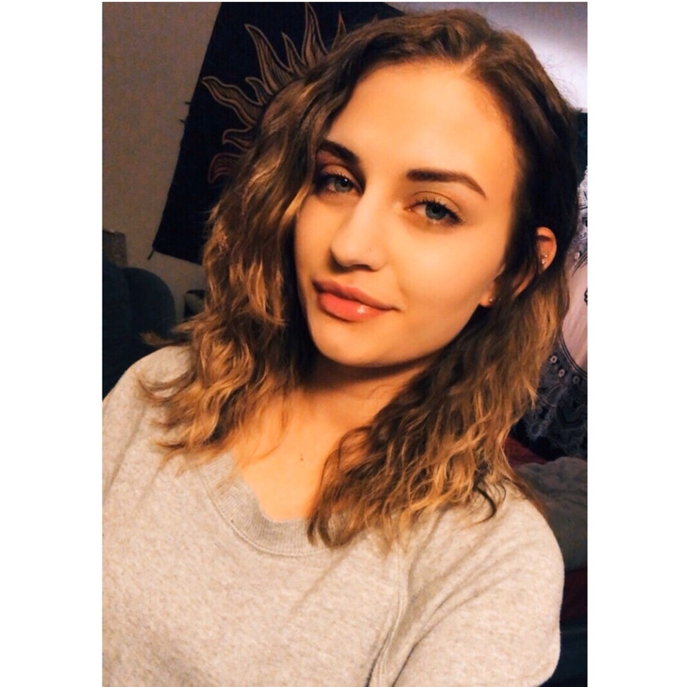 Meet your Posher, Alex